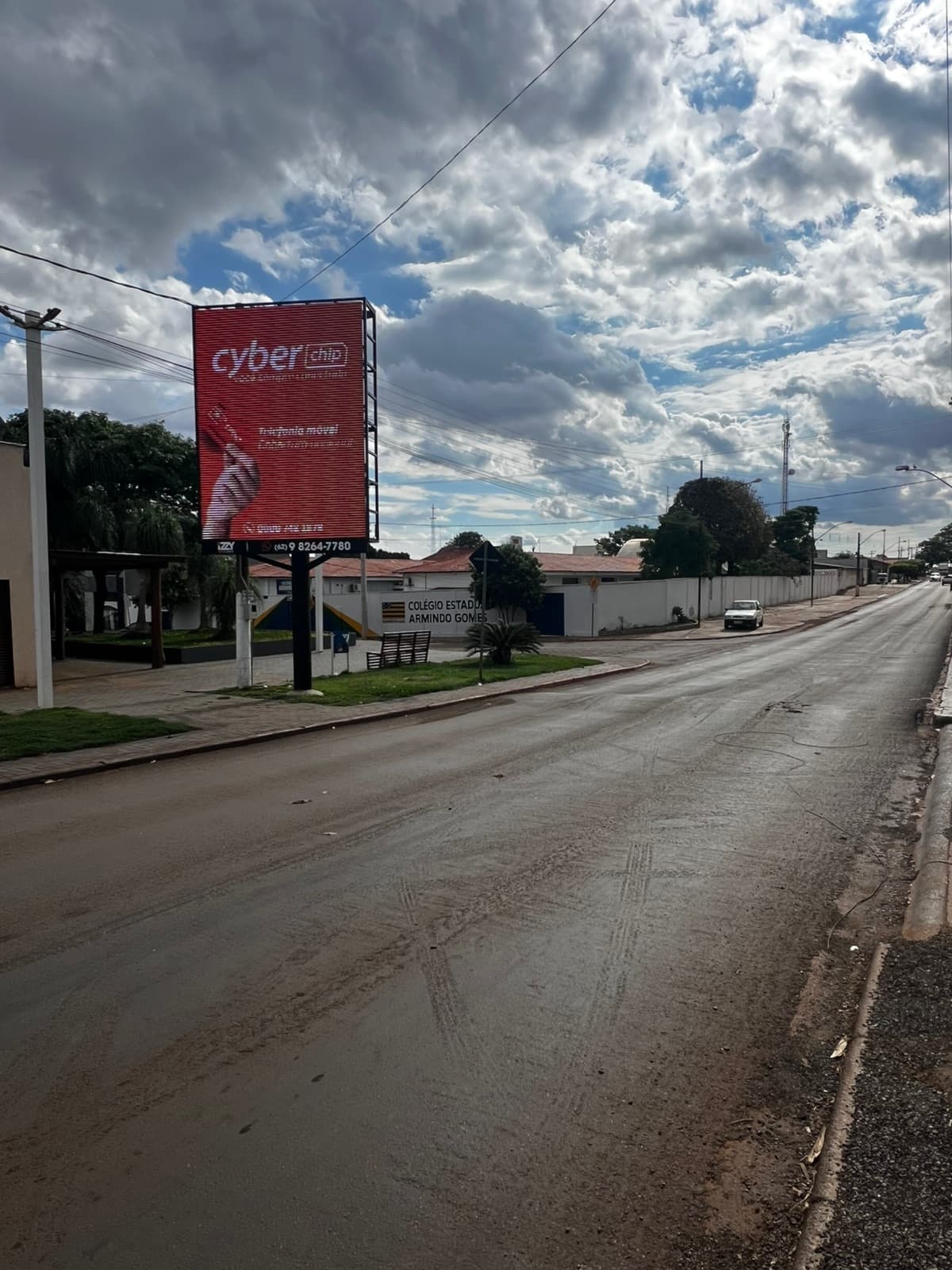 Painel de LED — Vianópolis, Avenida Antônio José Quinan