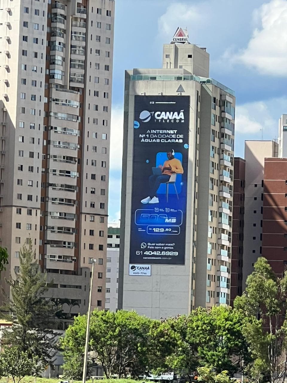 Mega Painel — Avenida Castanheiras