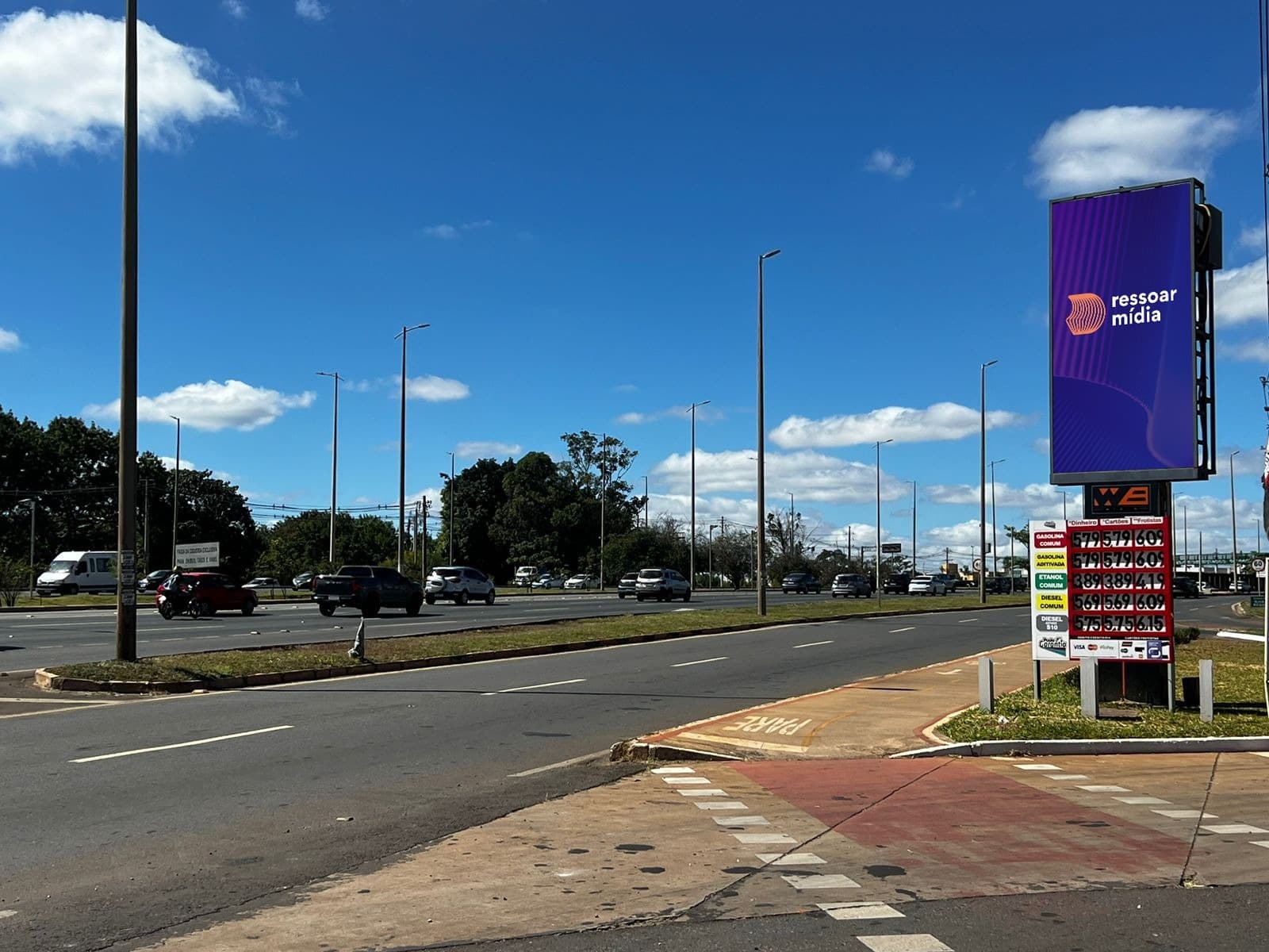 Painel de LED — LED | EPTG sentido Plano Piloto