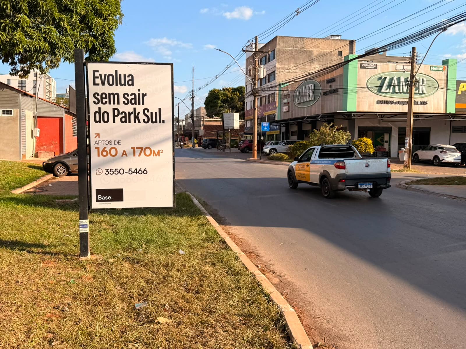 Totem — MUP | Totens Circuito Park Sul Art Mídia
