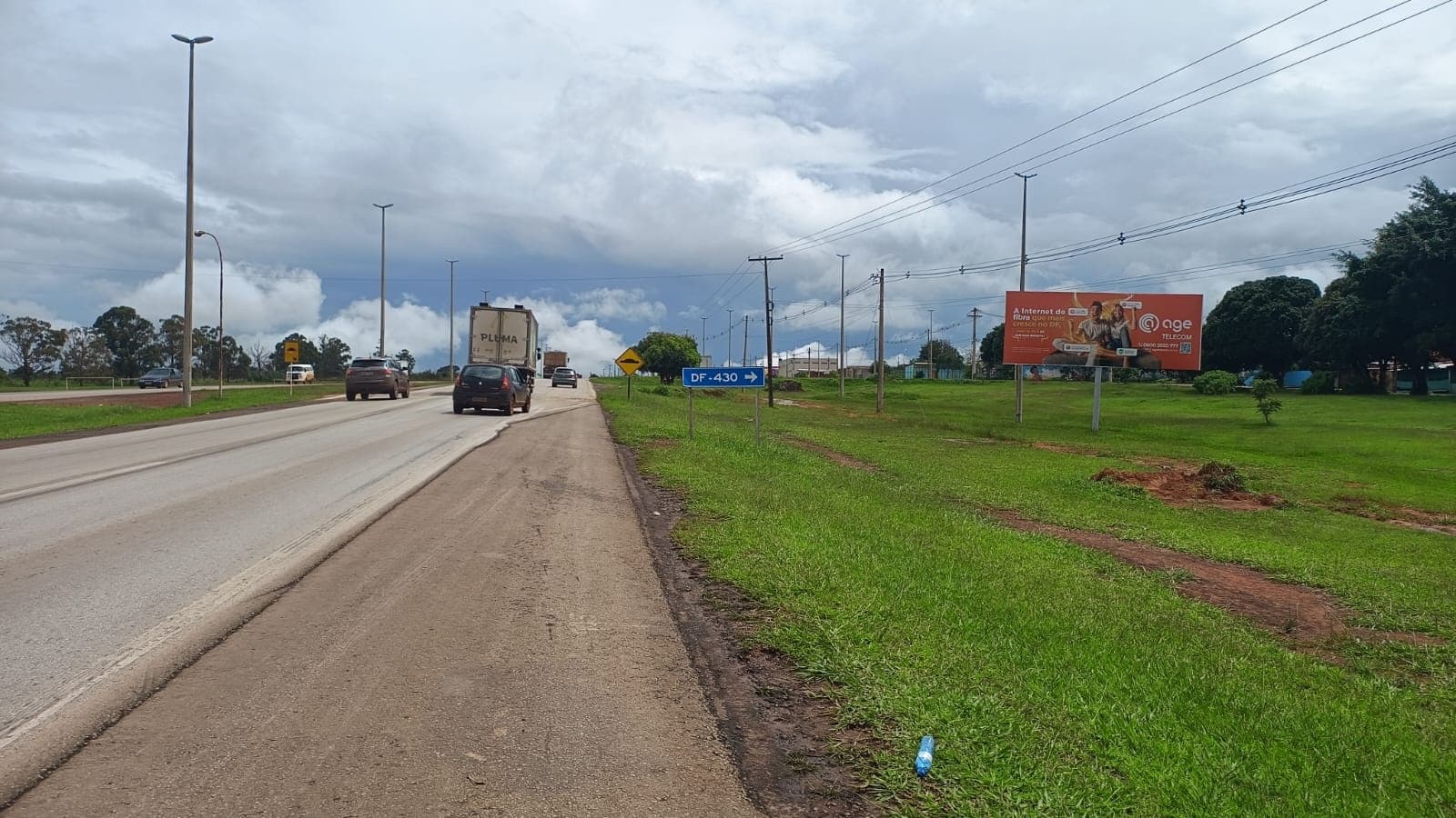 Frontlight — Rodovia Júlio Garcia