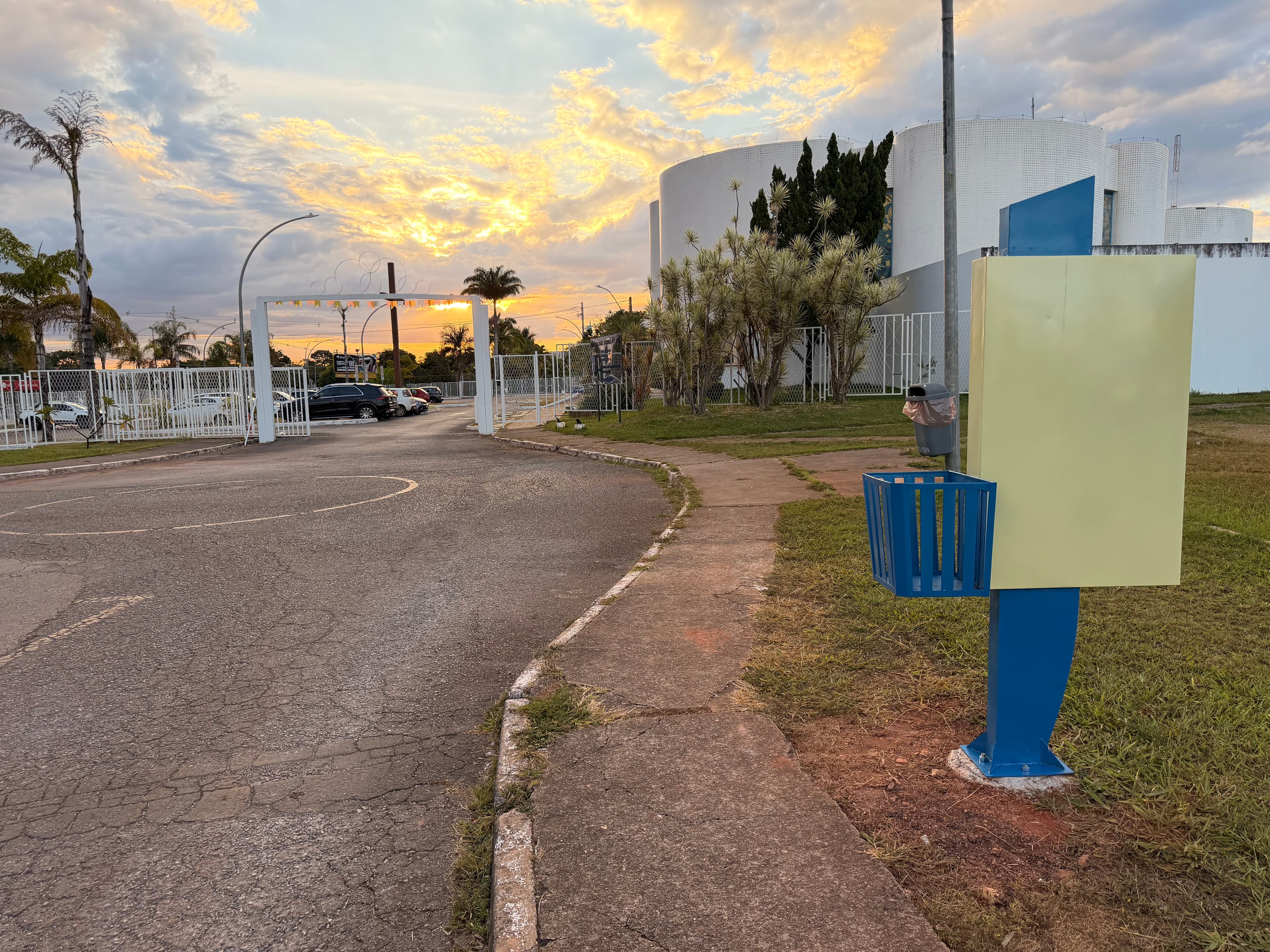 Totem — AE QI 3 Lote A
