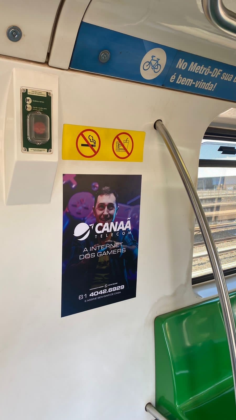 Metrô — Metrô-DF, painéis laterais - Ceilândia, Samambaia e Plano Piloto